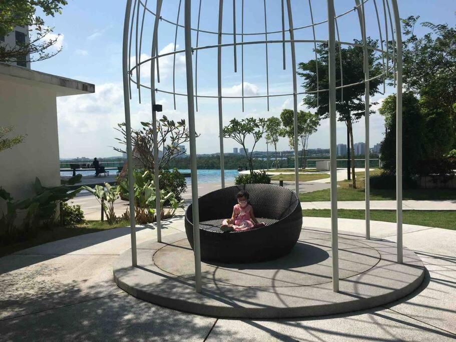 Homenest Jb City Poolview Suite By Cozy Home Johor Bahru Extérieur photo