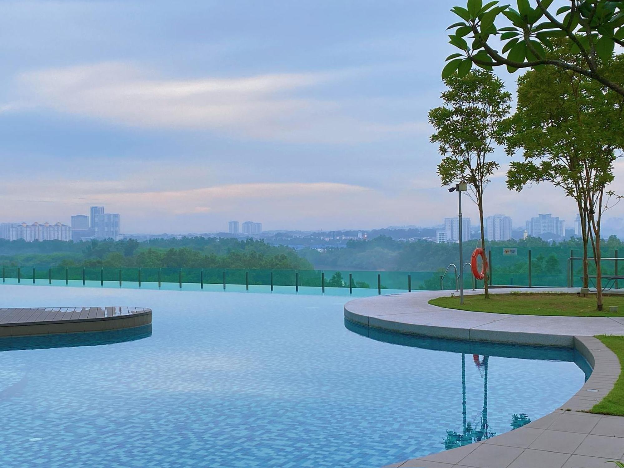 Homenest Jb City Poolview Suite By Cozy Home Johor Bahru Extérieur photo
