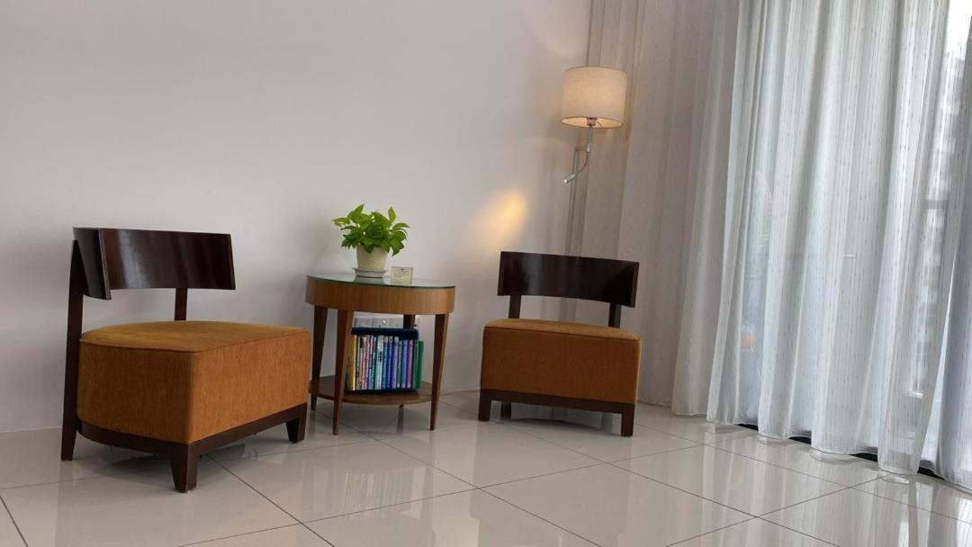 Homenest Jb City Poolview Suite By Cozy Home Johor Bahru Extérieur photo